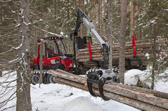 Аренда форвардера Komatsu 835