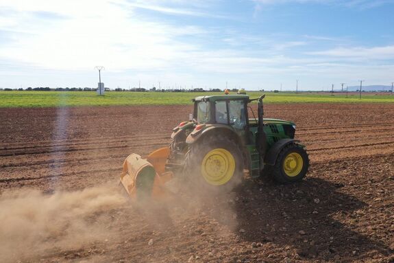 Аренда грунтового мульчера Serrat Farmland 4