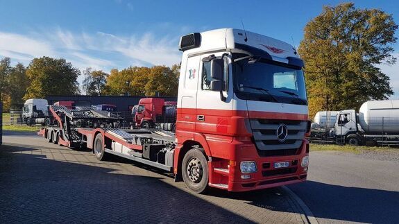 Аренда автовоза Mercedes-Benz Actros 1844