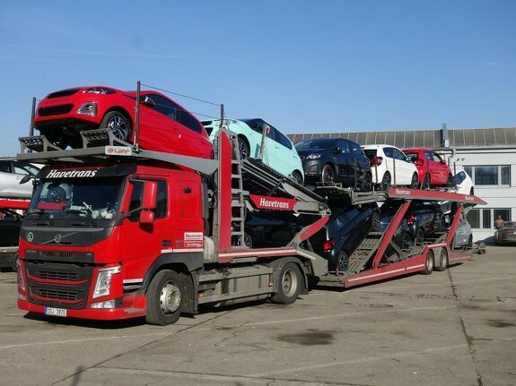 Аренда автовоза Volvo FM13A