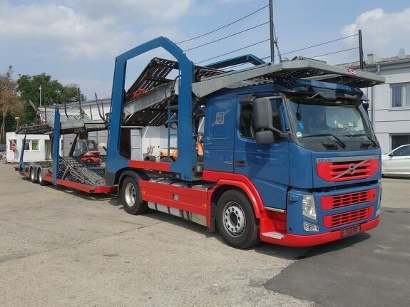 Аренда автовоза Volvo FM12