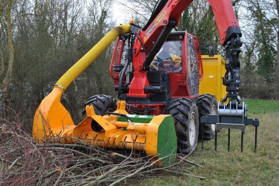 Аренда мульчера измельчителя Serrat Biomass 200