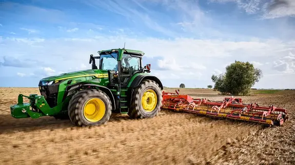 Аренда трактора John Deere 8R 250