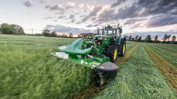 Аренда трактора John Deere 6155M