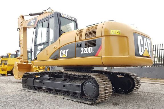 Аренда гусеничного экскаватора Caterpillar 320 с грейфером