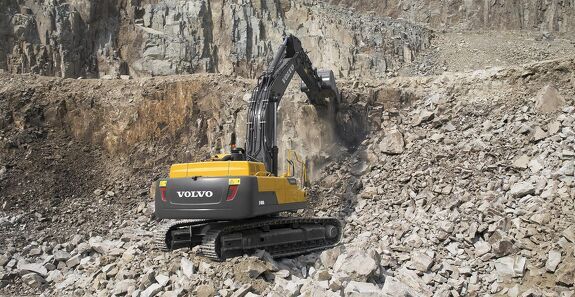 Аренда гусеничного экскаватора VOLVO EC480D