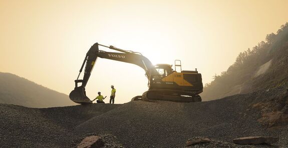 Аренда гусеничного экскаватора VOLVO EC300E