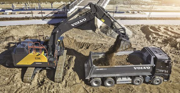 Аренда гусеничного экскаватора VOLVO EC250E HYBRID