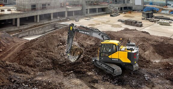 Аренда гусеничного экскаватора VOLVO EC140E