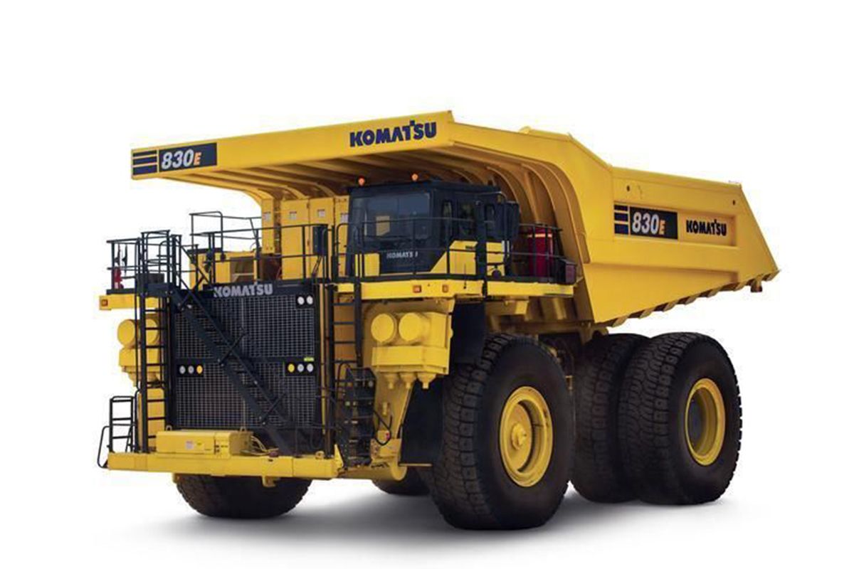 Самосвал Komatsu 830E-5