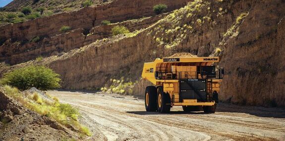 Аренда самосвала Komatsu 830E-5