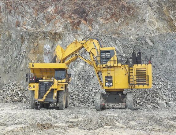 Аренда горного экскаватора Komatsu PC3000-11