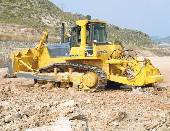 Аренда гусеничного бульдозера Komatsu D155AX-5