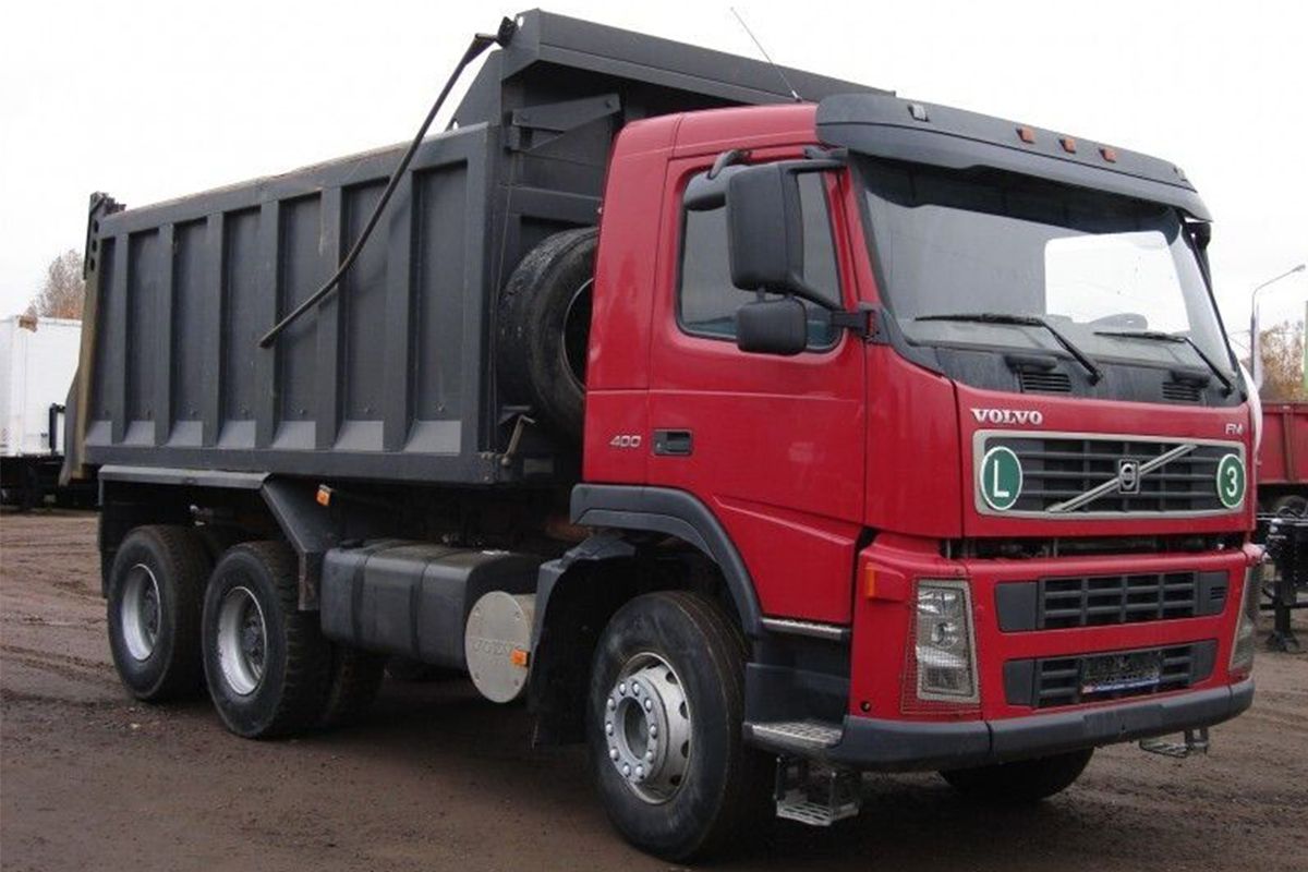 Самосвал Volvo FM