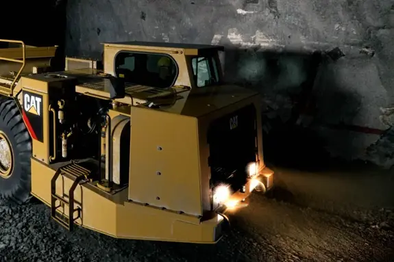 Аренда самосвала CAT AD22