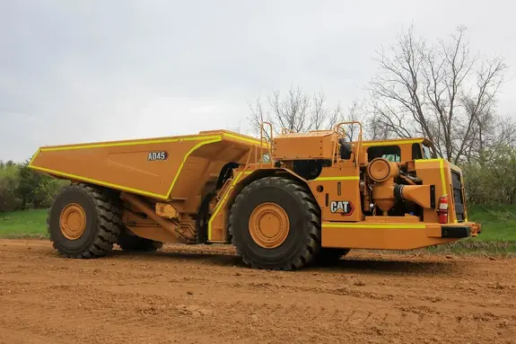 Аренда самосвала CAT AD45